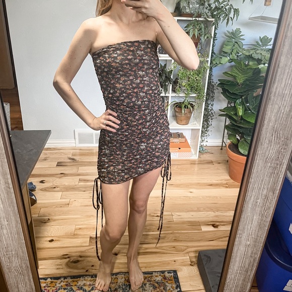 Intimately Free People Ruched Mini Dress Strapless Mesh Floral Print Body Con XS - Picture 1 of 6